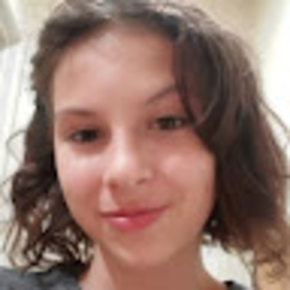 Meet your Posher, Emilee